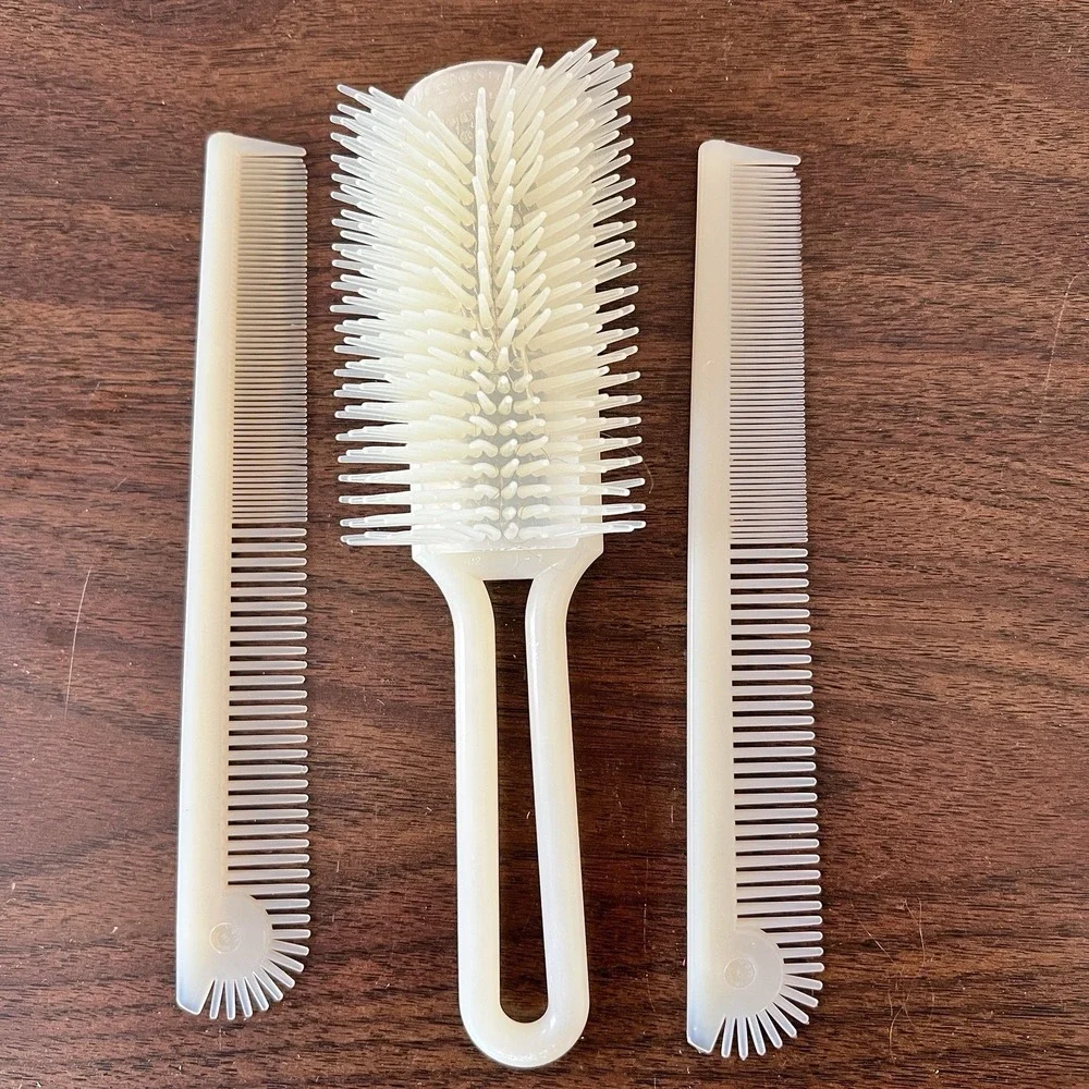 Vintage Tupper Corp NU-COMBE Nylon Comb & Brush Set Patent 2681967 USA